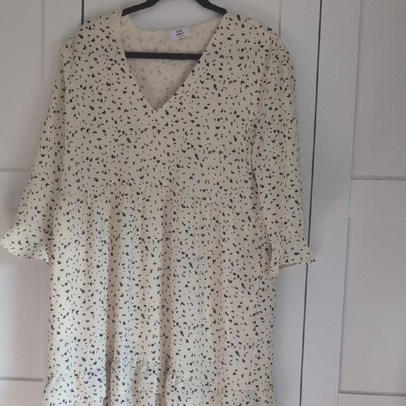 Cream Sequin Embellished Sundress with Bishop Sleeves - Picture 4 of 6